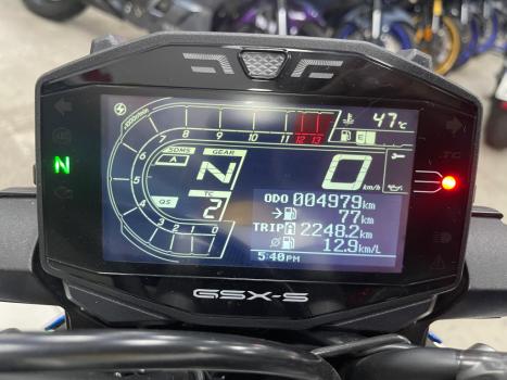 SUZUKI GSX-S 1000 A, Foto 4