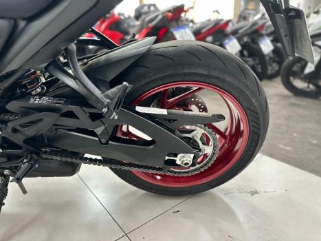 SUZUKI GSX-S 1000 A, Foto 8
