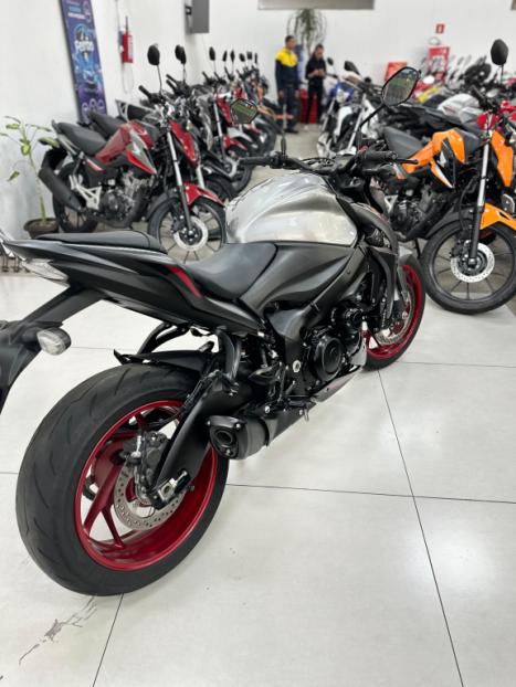 SUZUKI GSX-S 1000 A, Foto 16
