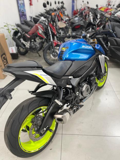 SUZUKI GSX-S 1000 A, Foto 8