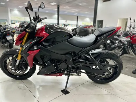 SUZUKI GSX-S 1000 A, Foto 5