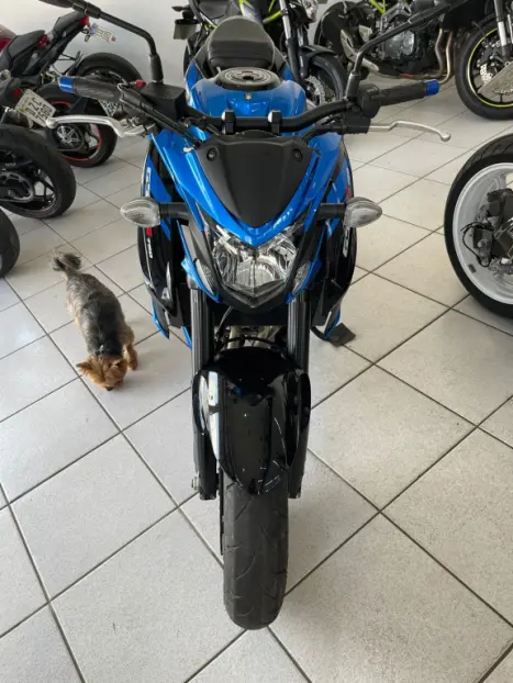 SUZUKI GSX-S 750 , Foto 4