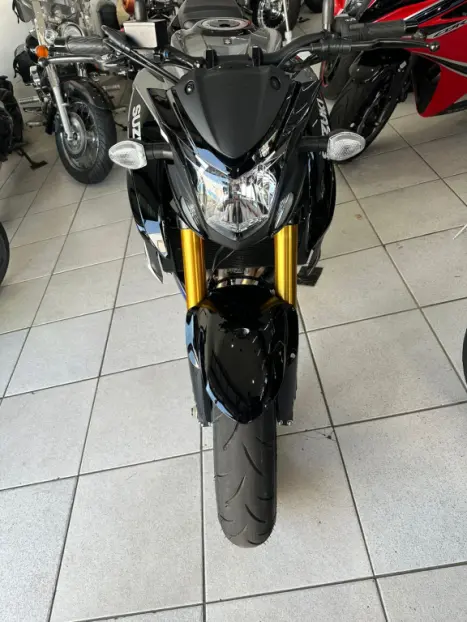 SUZUKI GSX-S 750 ABS, Foto 4