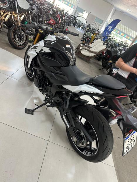 SUZUKI GSX-S 750 ABS, Foto 4