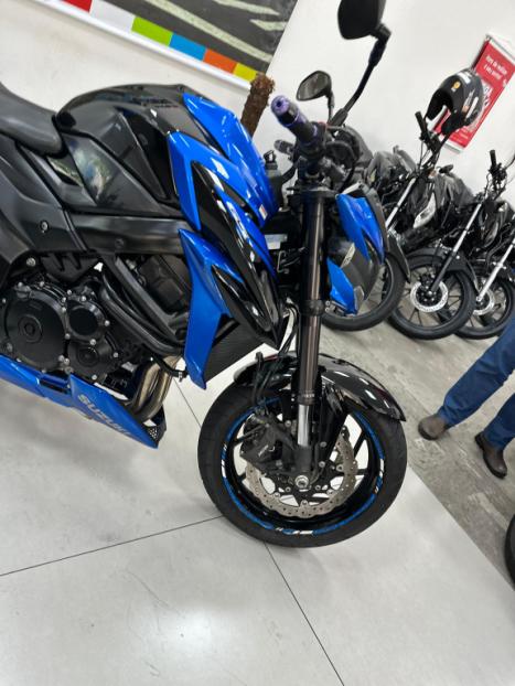 SUZUKI GSX-S 750 ABS, Foto 12