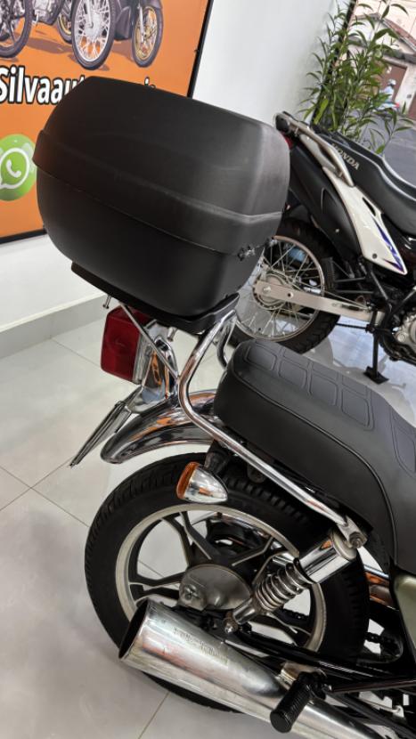 SUZUKI Intruder 125 , Foto 2