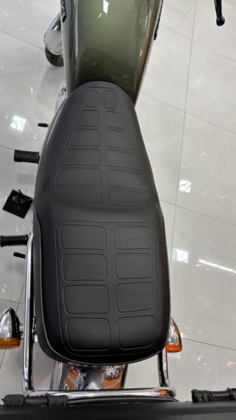 SUZUKI Intruder 125 , Foto 3