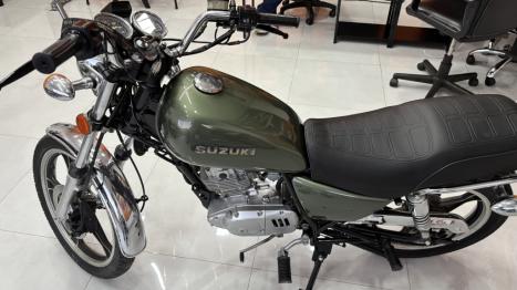 SUZUKI Intruder 125 , Foto 10
