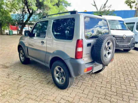 SUZUKI Jimny 1.3 16V 4 ALL 4X4, Foto 12