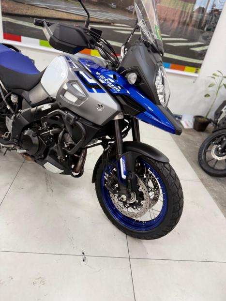 SUZUKI V-Strom DL 1000 XT , Foto 4