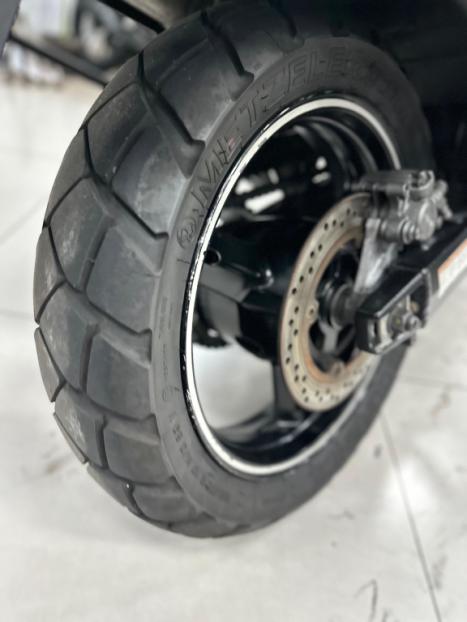 SUZUKI V-Strom DL 1000 , Foto 4