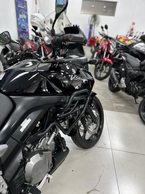 SUZUKI V-Strom DL 1000 , Foto 4