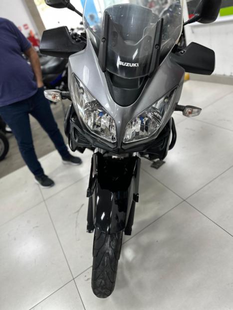 SUZUKI V-Strom DL 1000 , Foto 6