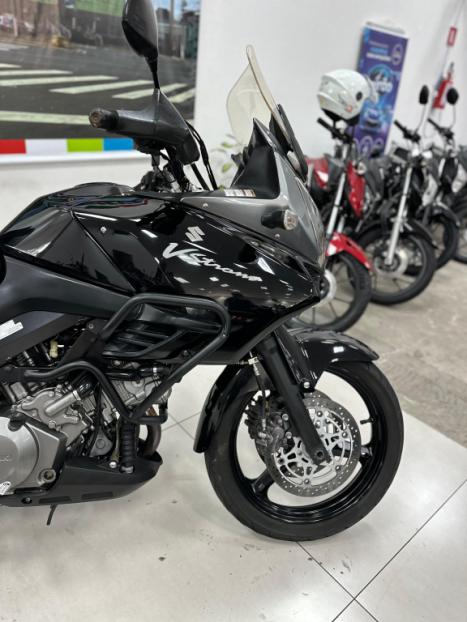 SUZUKI V-Strom DL 1000 , Foto 8
