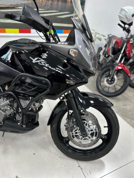 SUZUKI V-Strom DL 1000 , Foto 9