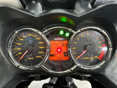 SUZUKI V-Strom DL 1000 , Foto 11