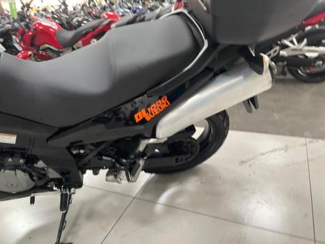 SUZUKI V-Strom DL 1000 , Foto 2