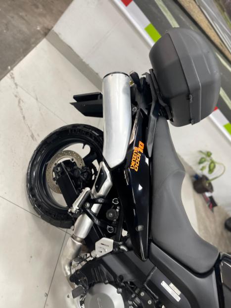 SUZUKI V-Strom DL 1000 , Foto 3