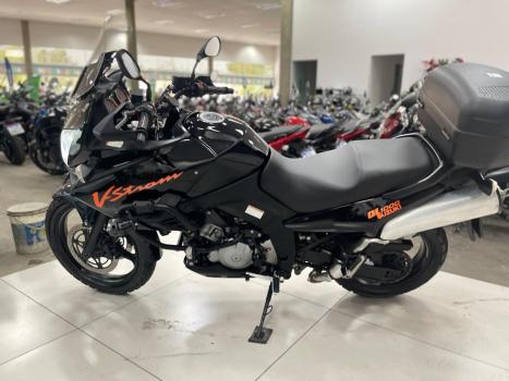 SUZUKI V-Strom DL 1000 , Foto 4