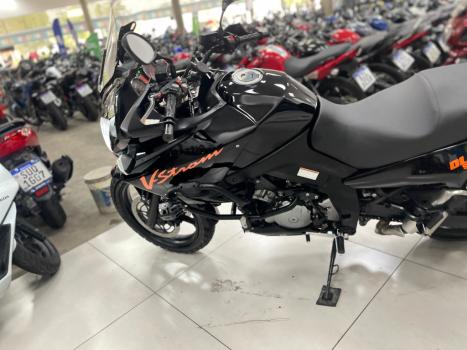 SUZUKI V-Strom DL 1000 , Foto 5