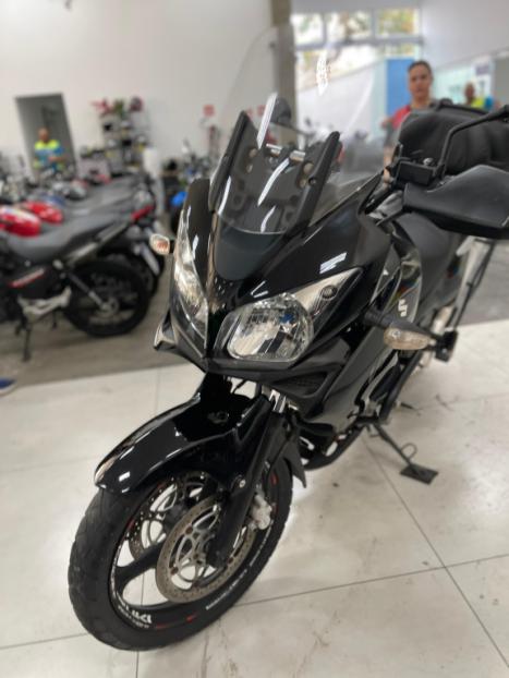 SUZUKI V-Strom DL 1000 A, Foto 2