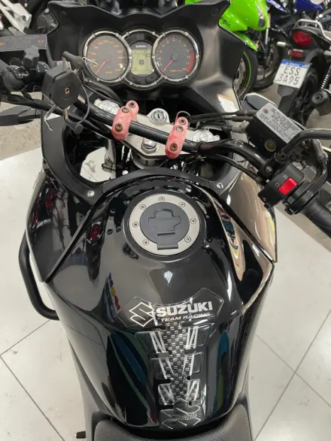 SUZUKI V-Strom DL 1000 A, Foto 7