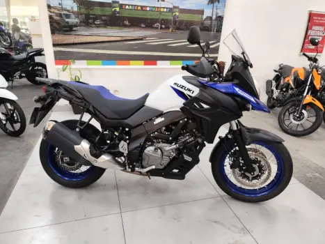 SUZUKI V-Strom DL 650 XT, Foto 2