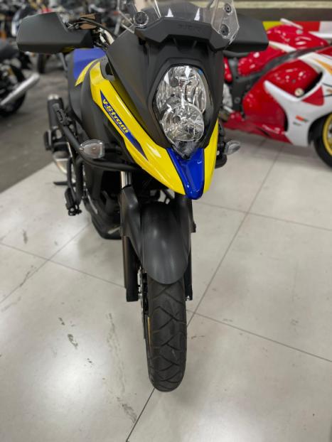 SUZUKI V-Strom DL 650 XT, Foto 2