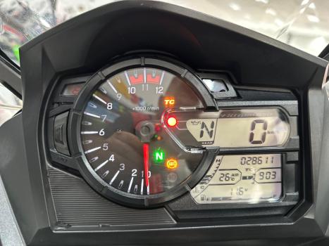 SUZUKI V-Strom DL 650 XT, Foto 10