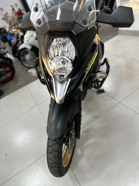 SUZUKI V-Strom DL 650 XT, Foto 2