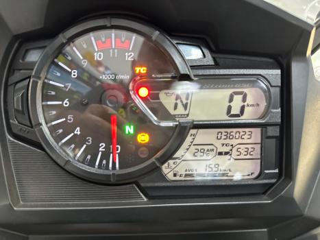 SUZUKI V-Strom DL 650 XT, Foto 14