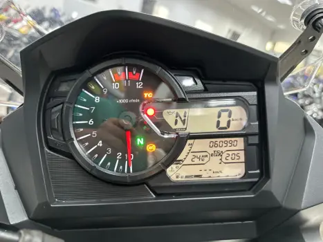 SUZUKI V-Strom DL 650 XT, Foto 9