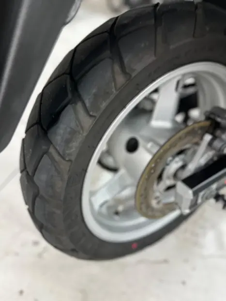 SUZUKI V-Strom DL 650 , Foto 2