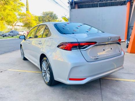 TOYOTA Corolla 2.0 16V 4P FLEX XEI DIRECT SHIFT AUTOMTICO CVT, Foto 8
