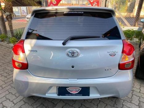 TOYOTA Etios Hatch 1.3 16V 4P FLEX X, Foto 6