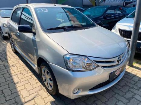 TOYOTA Etios Hatch 1.3 16V 4P FLEX XS, Foto 1