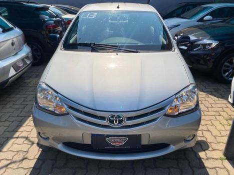 TOYOTA Etios Hatch 1.3 16V 4P FLEX XS, Foto 2