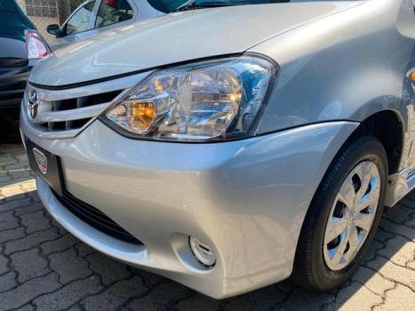 TOYOTA Etios Hatch 1.3 16V 4P FLEX XS, Foto 4