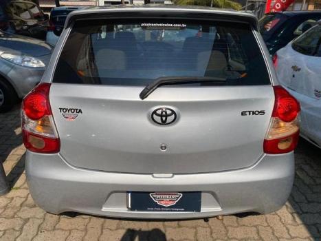 TOYOTA Etios Hatch 1.3 16V 4P FLEX XS, Foto 7