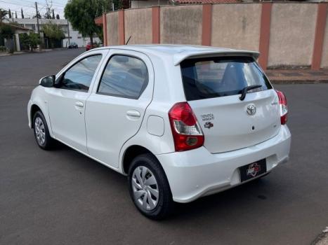 TOYOTA Etios Hatch 1.3 16V 4P FLEX X, Foto 10