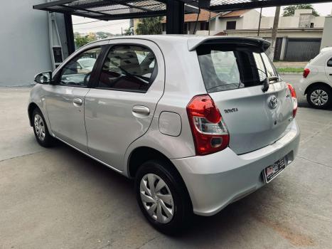 TOYOTA Etios Hatch 1.5 16V 4P FLEX XS, Foto 5