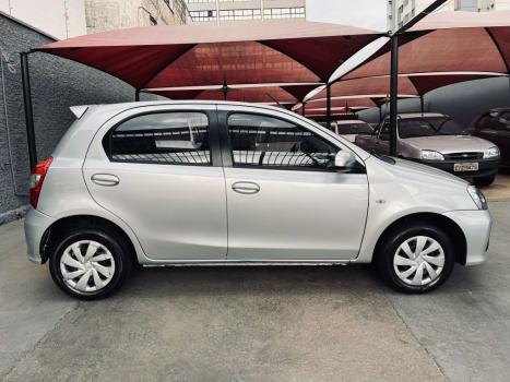 TOYOTA Etios Hatch 1.5 16V 4P FLEX XS, Foto 8