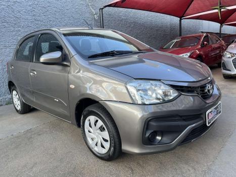 TOYOTA Etios Hatch 1.5 16V 4P FLEX XS AUTOMTICO, Foto 3