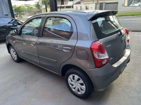 TOYOTA Etios Hatch 1.5 16V 4P FLEX XS AUTOMTICO, Foto 5