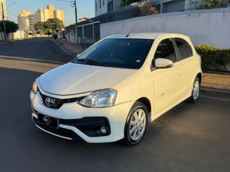 TOYOTA Etios Hatch 1.5 16V 4P FLEX XLS AUTOMTICO, Foto 2