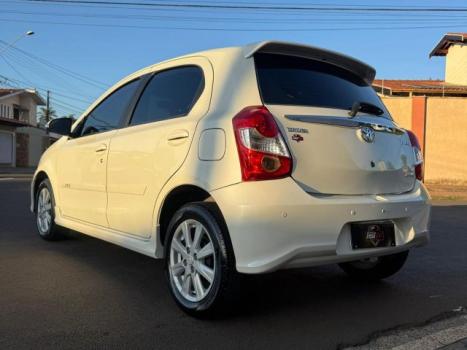TOYOTA Etios Hatch 1.5 16V 4P FLEX XLS AUTOMTICO, Foto 9
