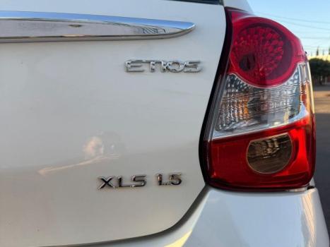 TOYOTA Etios Hatch 1.5 16V 4P FLEX XLS AUTOMTICO, Foto 11