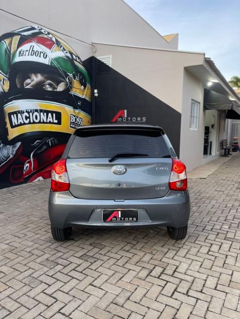 TOYOTA Etios Hatch 1.5 16V 4P FLEX XS, Foto 5