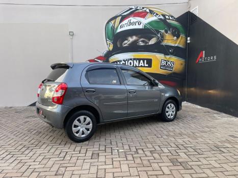 TOYOTA Etios Hatch 1.5 16V 4P FLEX XS, Foto 6