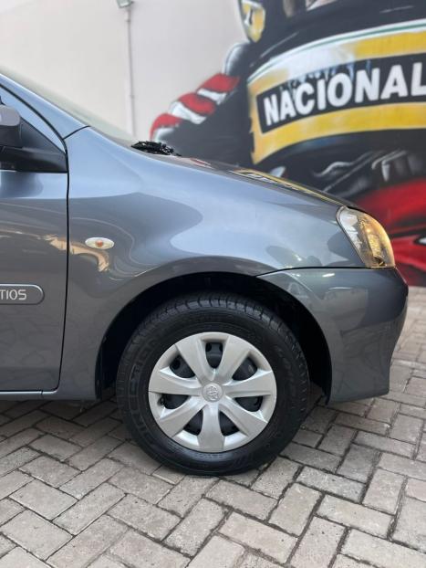 TOYOTA Etios Hatch 1.5 16V 4P FLEX XS, Foto 9